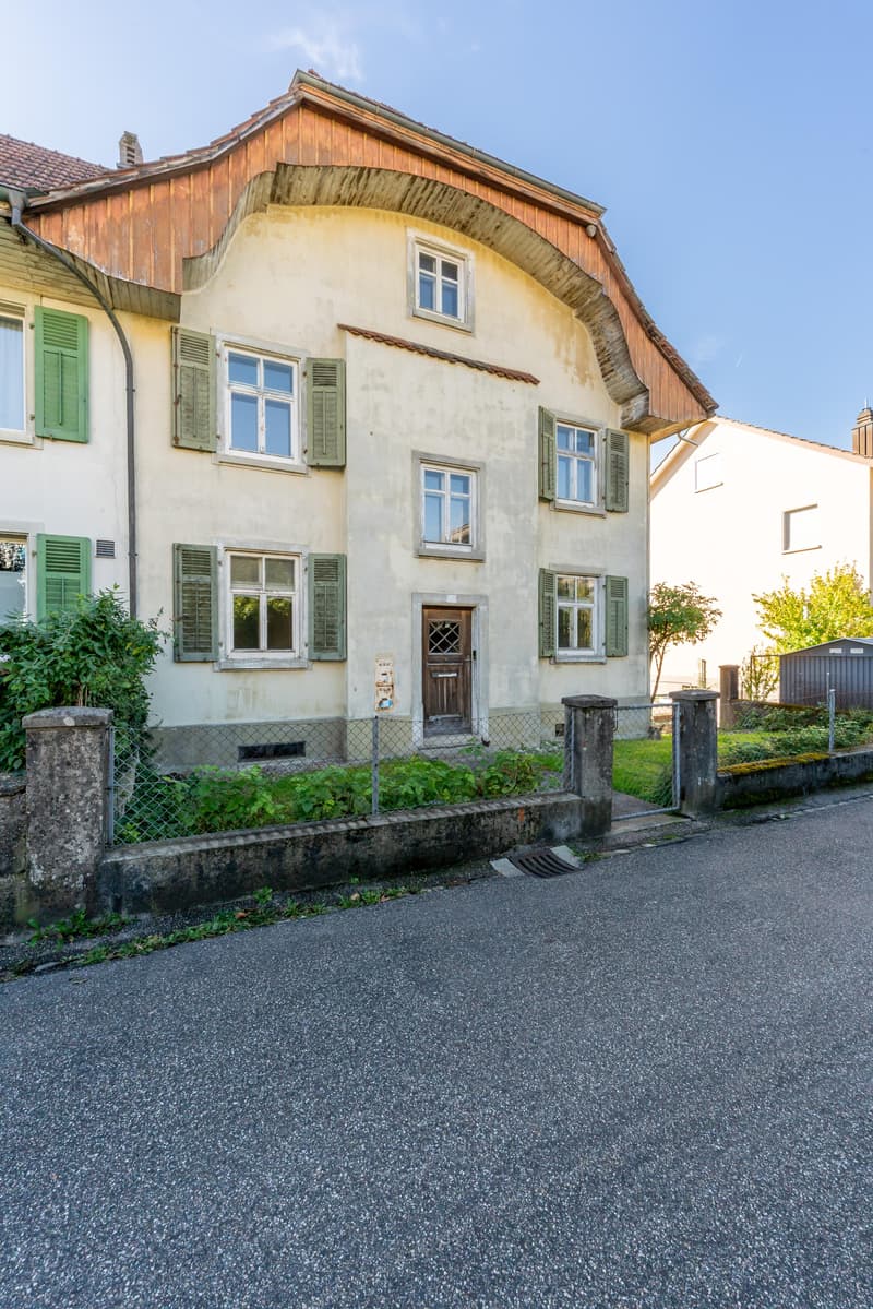 Doppelhaus mit Entwicklungspotenzial (2)