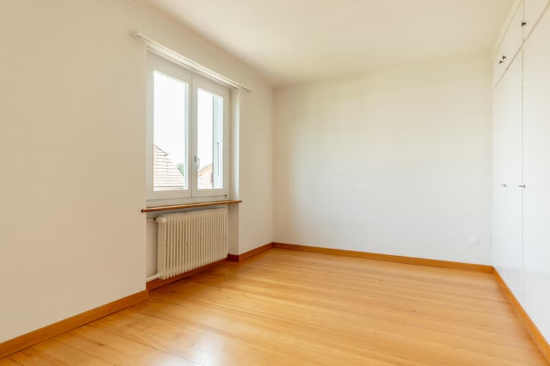 Freistehendes Haus mit Potenzial (5)