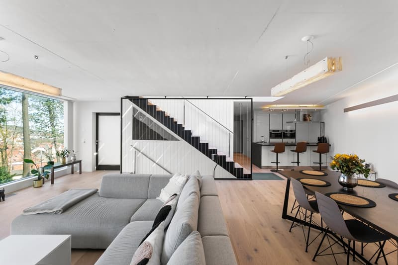 Exklusives & modernes Stadthaus mit Dachterrasse, Whirlpool, Sauna & Privaten Lift