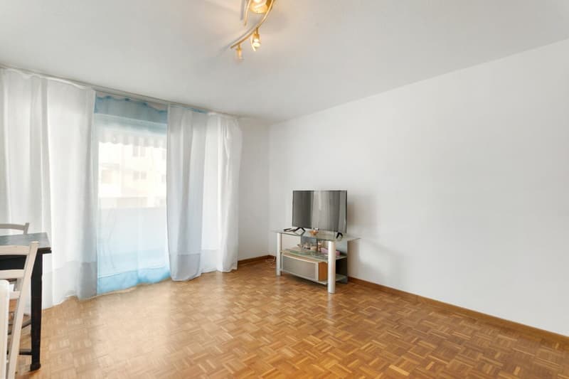 Appartement 4 pièces avec balcon & parking extérieur à Salmsach (8)
