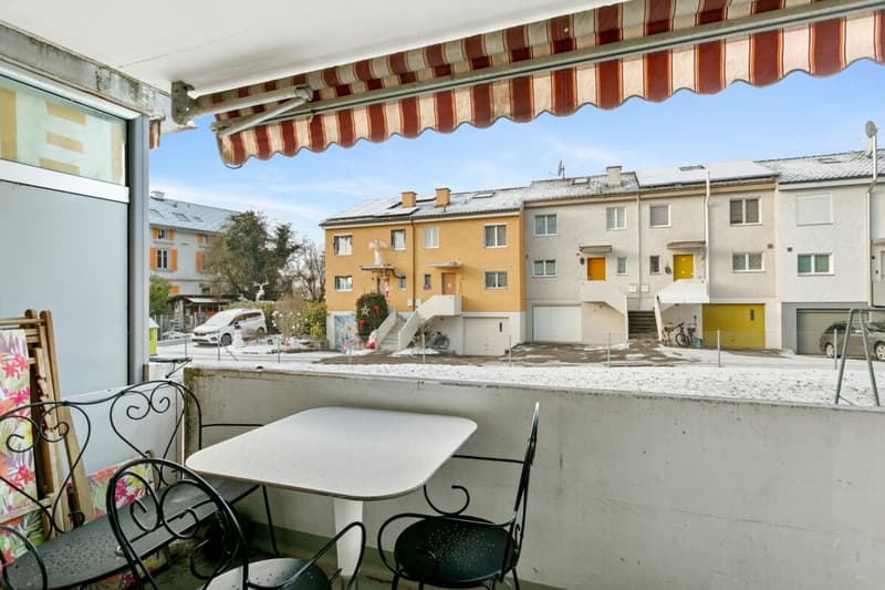 Appartement 4 pièces avec balcon & parking extérieur à Salmsach (16)