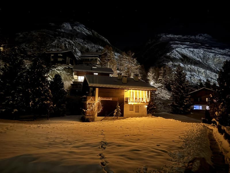 Maison multifamiliale avec grand potentiel dans une idylle verte et Matterhorn (8)