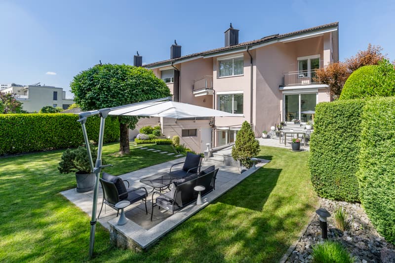 Familienparadies mit sonnenverwöhnten Garten (1)