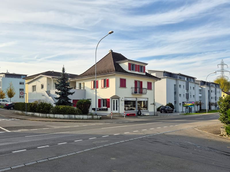 Vollvermietetes Wohn- und Geschäftshaus mit 7 Einheiten