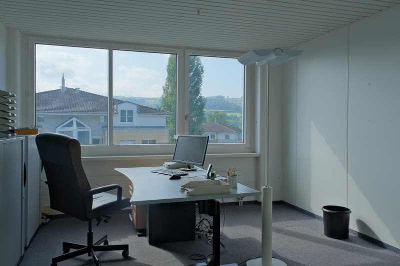 Einzel-/Teambüro / Praxisraum