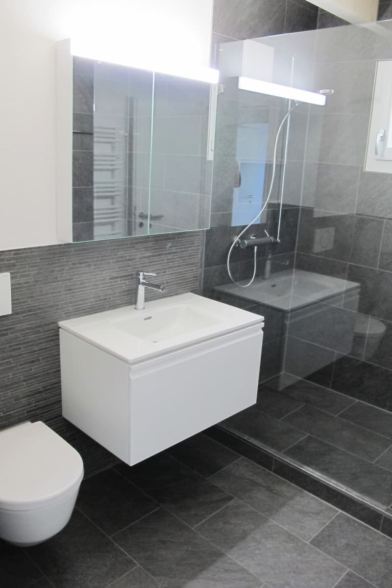 Bello appartamento 4.5 - Duplex piano 1 / piano 2 nel cuore di Ittigen (3)