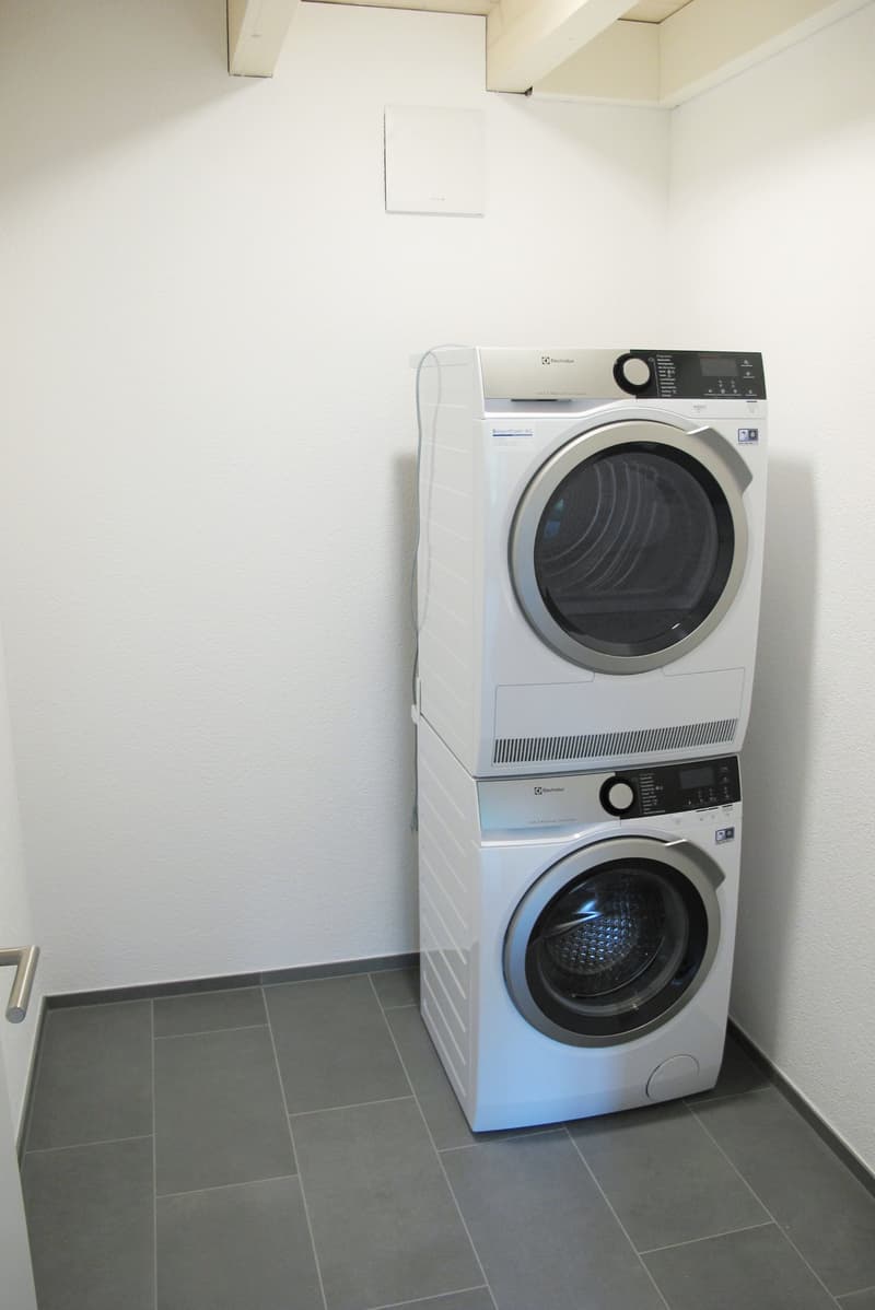 Bello appartamento 4.5 - Duplex piano 1 / piano 2 nel cuore di Ittigen (8)