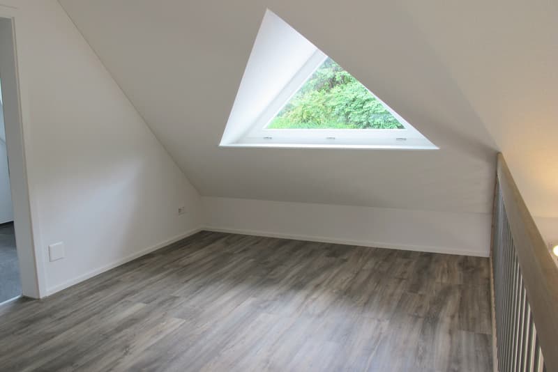 Bello appartamento 4.5 - Duplex piano 1 / piano 2 nel cuore di Ittigen (9)