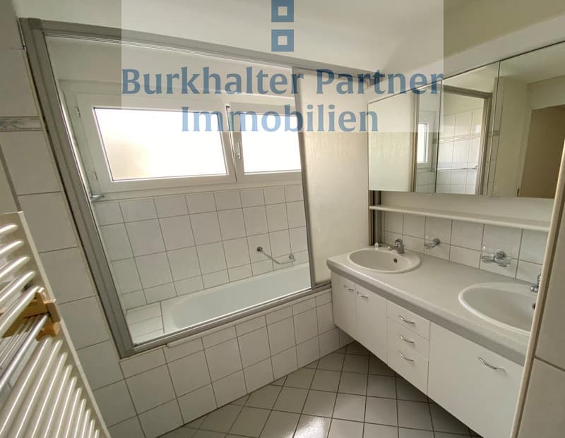 Helle 4,5-Zimmerwohnung am Dianaweg 8 in Liebefeld (5)