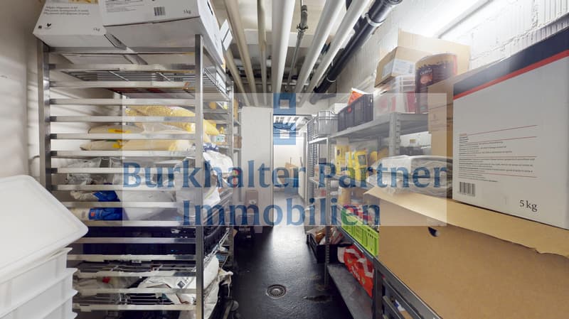 Vielseitige Gewerbefläche mit insgesamt 361 m² auf 2 Etagen - optional mit zusätzlicher Lagerfläche (130 m²) im 1. UG An der Monbijoustrasse 28, 3011 Bern - An hervorragender Lage vermieten wir per 1. August 2027 eine attraktive und flexibel nut (8)