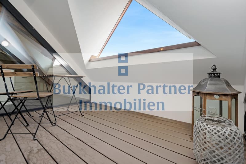 Einzigartige 2 - Zimmer - Dachgeschosswohnung mitten in Ittigen (5)