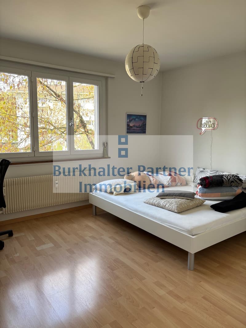 Attraktive 4-Zimmerwohnung im beliebten Breitenrainquartier (3)