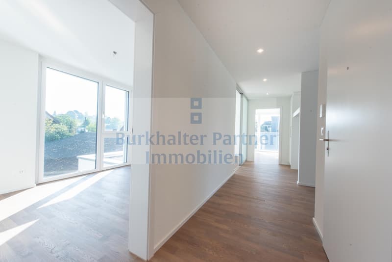 Ihr neues Zuhause mit echter Lebensqualität - geniessen Sie Loggia und Terrasse (3)