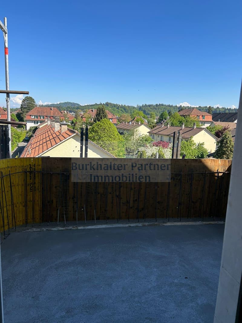 Nach Gesamtsanierung vermieten wir an der Brünnenstrasse 65 in 3018 Bern folgende Wohnungen per 1. September 2026: 3.5-Zimmer-Dachwohnung, 2. Obergeschoss links 2-Zimmer-Wohnung, 1. Obergeschoss Mitte (5)