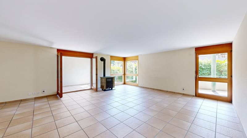 Attraktive 4.5 Zimmer Eigentumswohnung in bevorzugtem Wohnquartier (3)