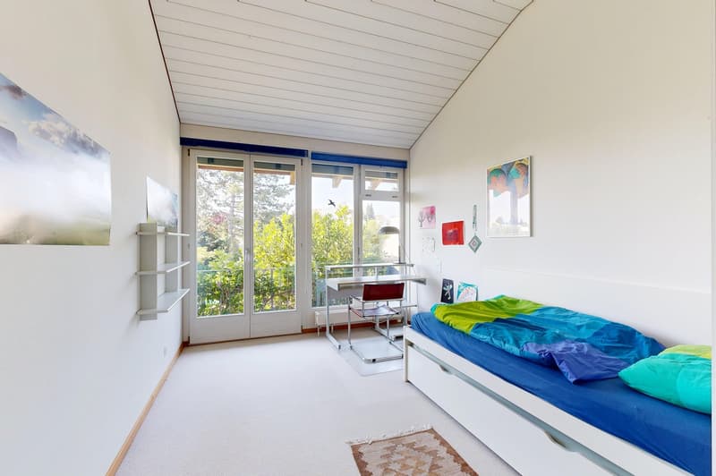Exklusives 5.5-Zimmer Einfamilienhaus mit weitläufigem Aussenbereich (11)