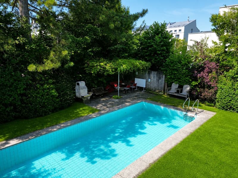 Exklusives 5.5-Zimmer Einfamilienhaus mit weitläufigem Aussenbereich (20)