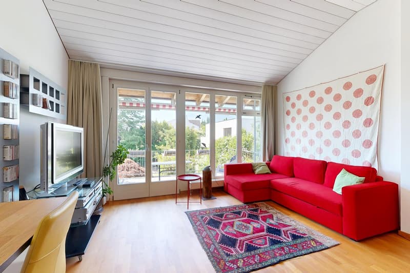 Exklusives 5.5-Zimmer Einfamilienhaus mit weitläufigem Aussenbereich (12)
