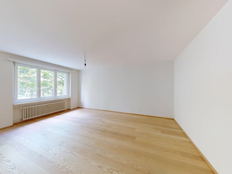 Helle 3.5-Zimmer-Wohnung mit Balkon in Binningen (6)