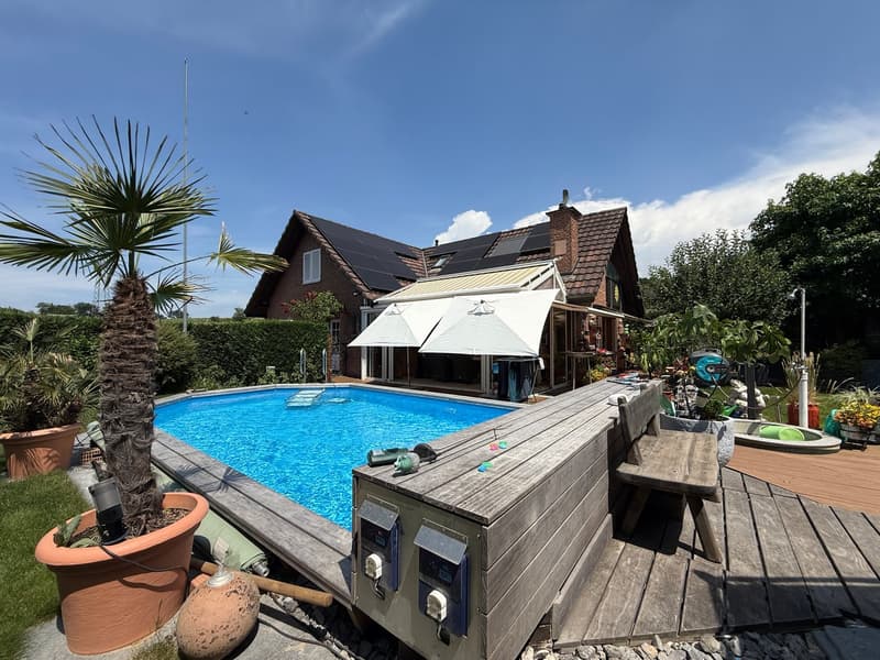 Stilvolles 6.5-Zimmer-Einfamilienhaus an Toplage in Münchenstein (18)