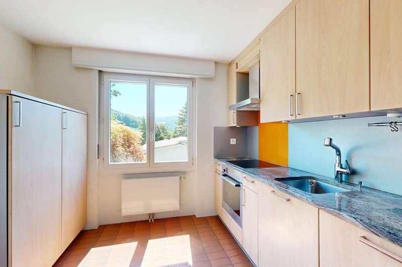 5.5-Zimmer-Einfamilienhaus mit Weitsicht an ruhiger Lage (5)