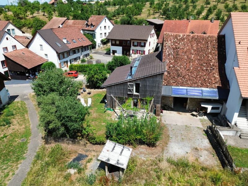 4.5-Zimmer Minergie-Haus mit Oekonomiegebäude (7)