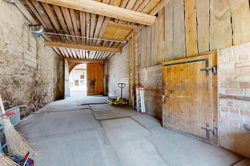 4.5-Zimmer Minergie-Haus mit Oekonomiegebäude (8)