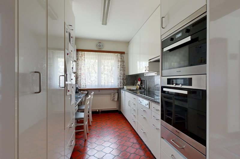 6.5-Zimmer Einfamilienhaus mit vielseitigem Raumangebot (4)