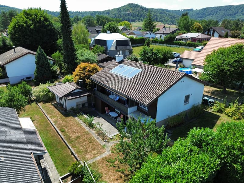 6.5-Zimmer Einfamilienhaus mit vielseitigem Raumangebot (1)