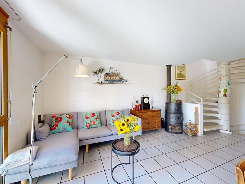 6.5-Zimmer-Doppelhaus mit Autoeinstellplatz (5)