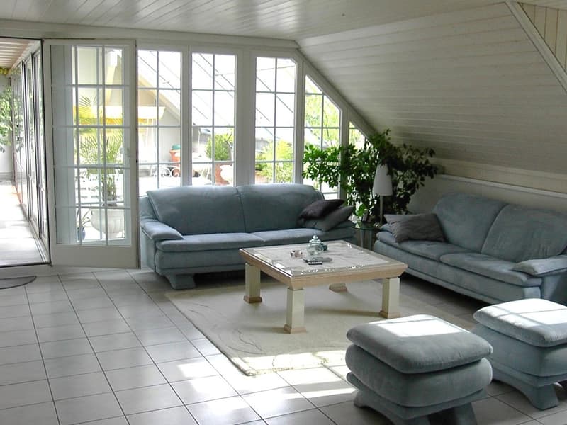 6-Zimmer Dach- Maisonette-Wohnung mit Wintergarten und schöner Terrasse (1)