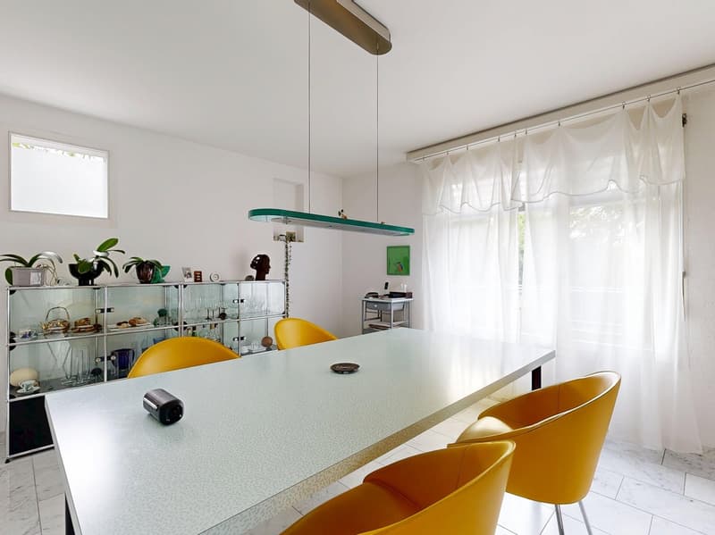 Grosszügiges 6.5-Zimmer Doppeleinfamilienhaus mit schönem Garten (5)