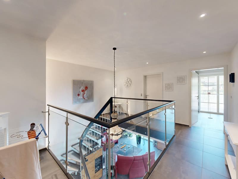 Exklusives 4.5-Zimmer Einfamilienhaus an ruhiger Lage (17)