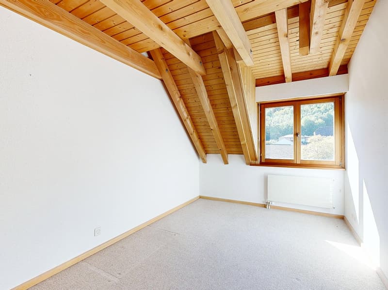 5.5-Zimmer Mittelhaus mit vielseitigem Raumangebot (4)
