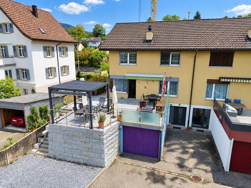 Familienfreundliches 5.5-Zimmer Doppeleinfamilienhaus (1)