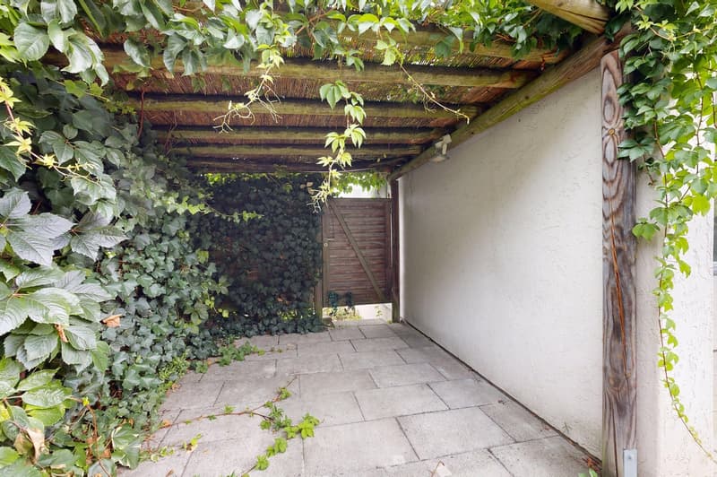 5.5-Zimmer Doppeleinfamilienhaus an ruhiger Lage (13)
