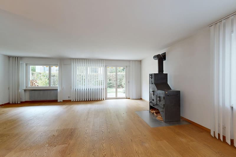 5.5-Zimmer Doppeleinfamilienhaus an ruhiger Lage (3)