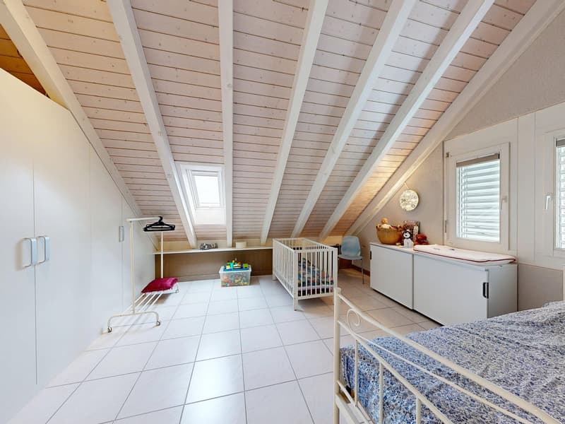 5.5-Zimmer-Einfamilienhaus mit Weitsicht und Gartenidylle (9)