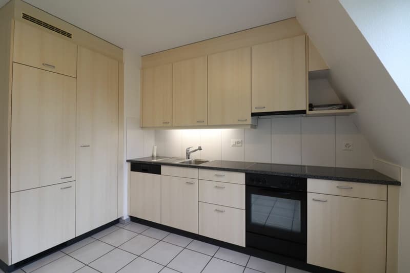 Nähe Gartenbad Eglisee und Lange Erlen - gemütliche 4-Zimmer-Maisonettewohnung im 2./3.OG (4)