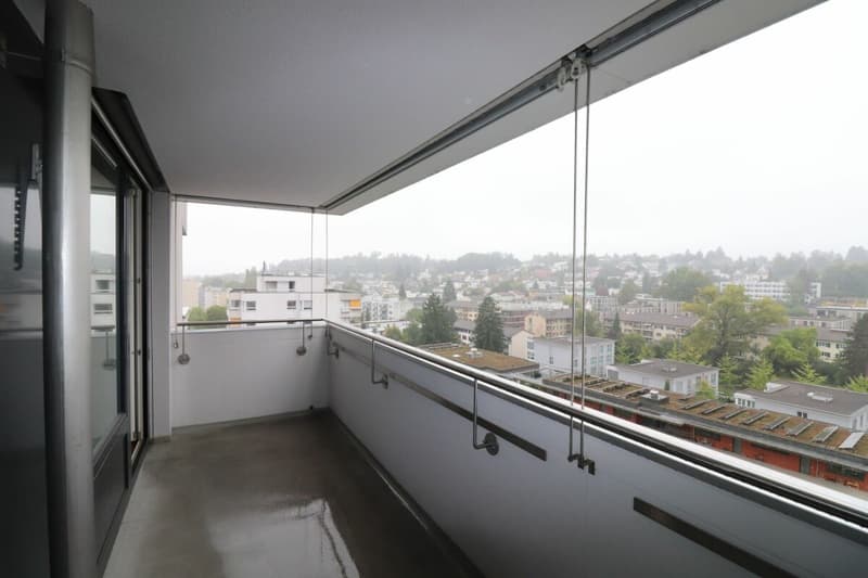 Schöne 2-Zimmer-Wohnung mit tollem Ausblick zu vermieten (7)