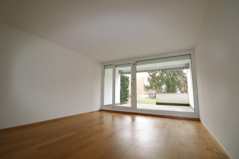 Nähe Mischelicenter- moderne 3 1/2 Zimmer-Maisonettewohnung in Reinach (6)