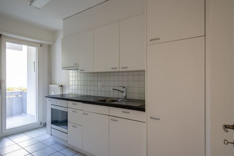 Zwischen Gartenbad Bachgraben und Kannenfeldpark - gemütliche 3-Zimmerwohnung im 3.OG (2)