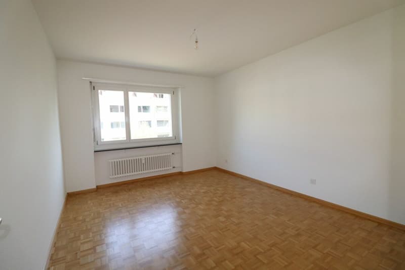 Nähe Kannenfeldpark - schöne 3 1/2-Zimmerwohnung in ruhiger Seitenstrasse zu vermieten (4)