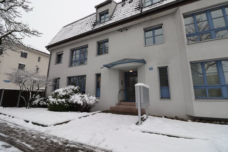 Nähe Gartenbad Eglisee und Lange Erlen - gemütliche 4-Zimmerwohnung im 1.OG (1)