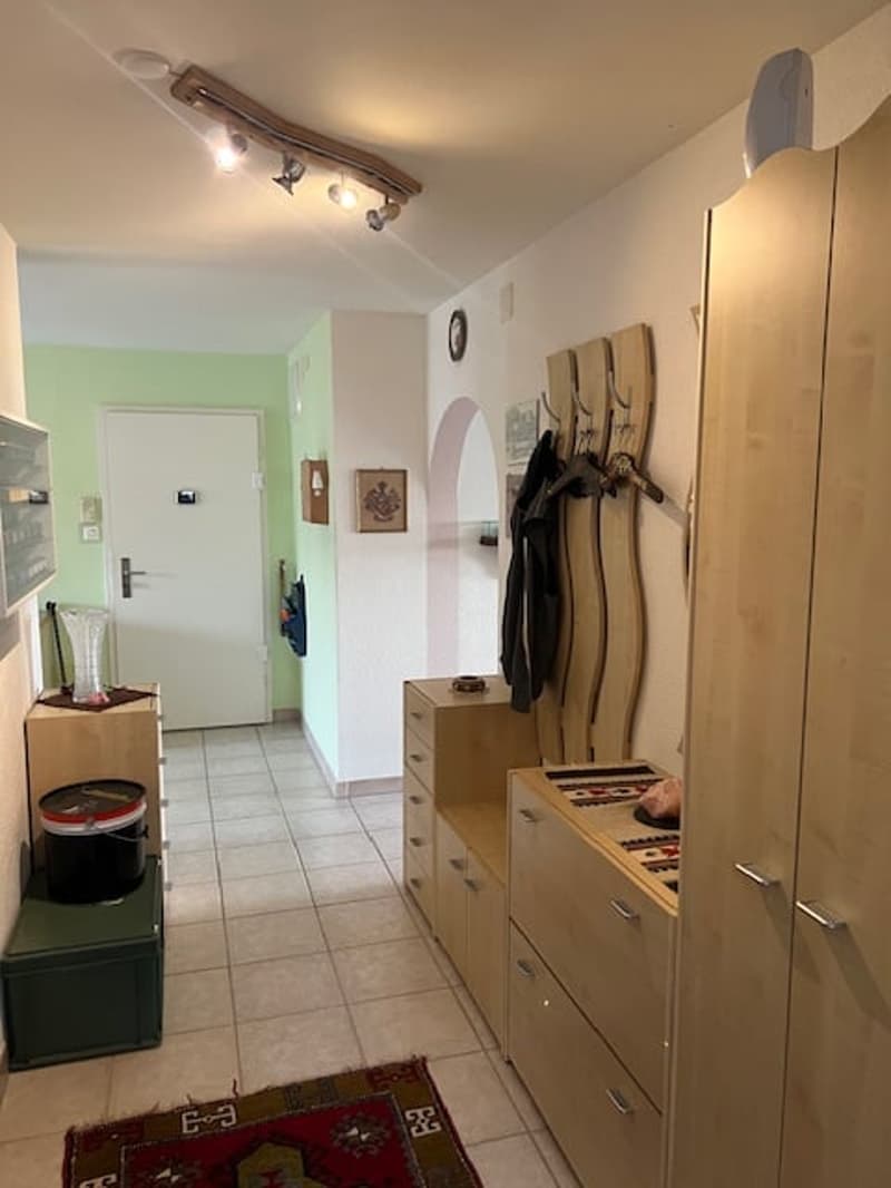 kompakte 4.5-Zimmerwohnung mit Balkon, Bastelraum + Garage (9)