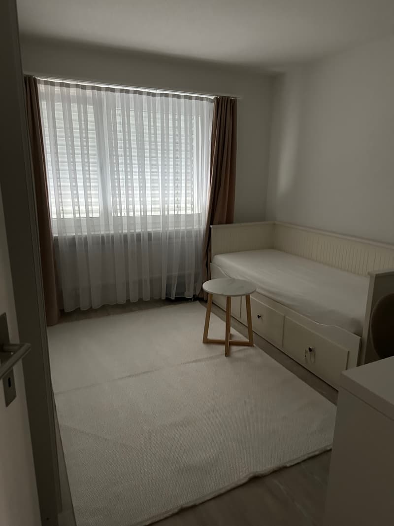 Schlafzimmer II