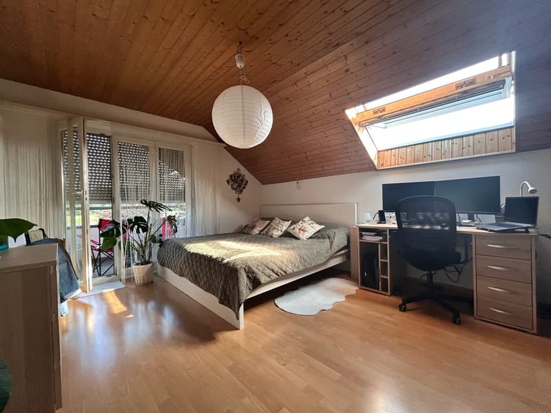 Grosszügige 2.5-Zimmer-Dachwohnung mit Garage - auch als Kapitalanlage (7)
