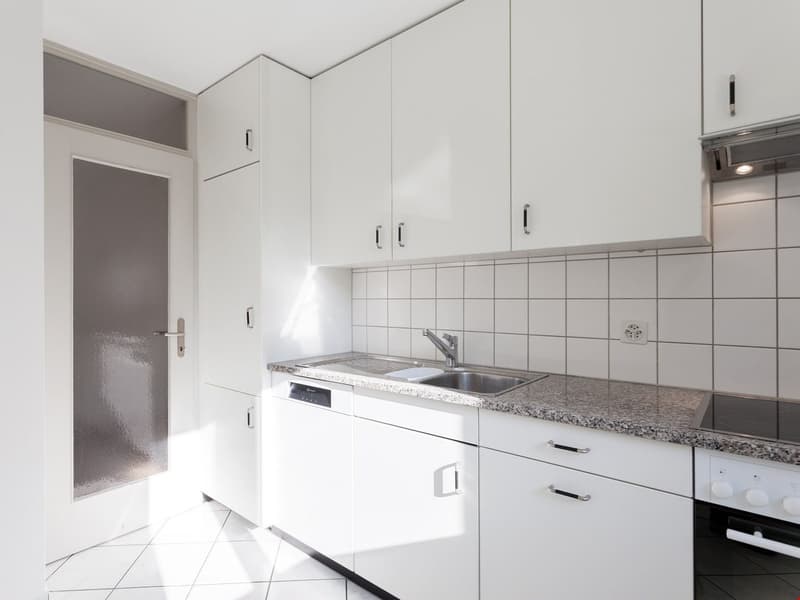 Helle und gepflegte 4-Zimmer-Wohnung mit Balkon in St. Gallen (5)