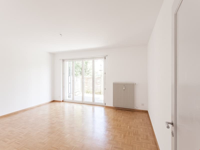 Bei den Fotos handelt es sich um sinngemässe Bilder einer ähnlichen Wohnung