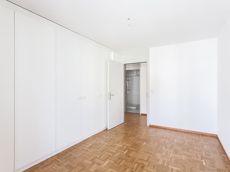 ACHTUNG: Die Fotos sind Symbolbilder vom selben Wohnungstyp im 3. OG.
